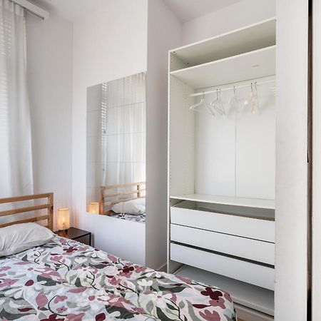 Light Modern Apartment In The Heart Of Antwerpen Ngoại thất bức ảnh