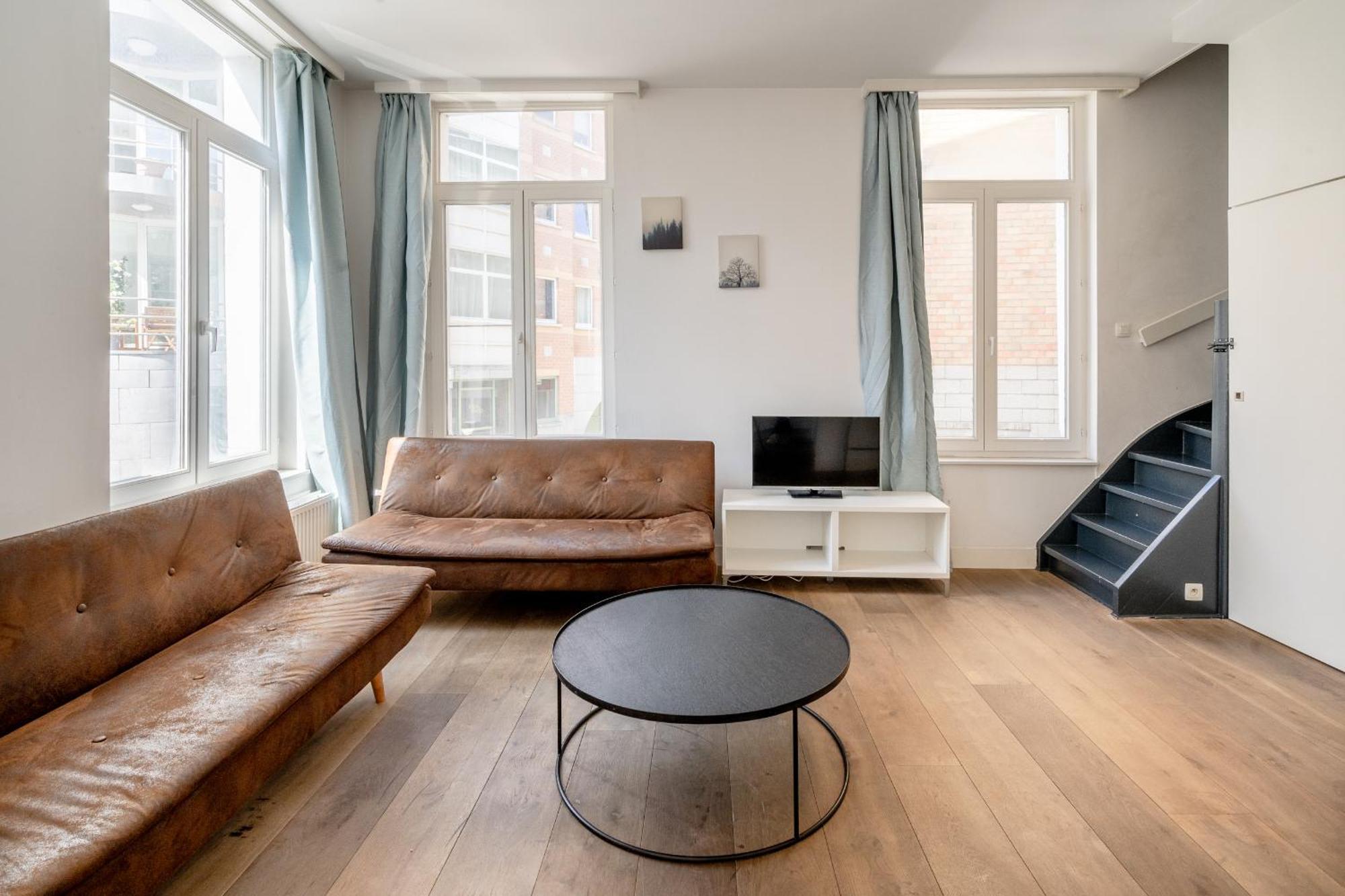 Light Modern Apartment In The Heart Of Antwerpen Ngoại thất bức ảnh